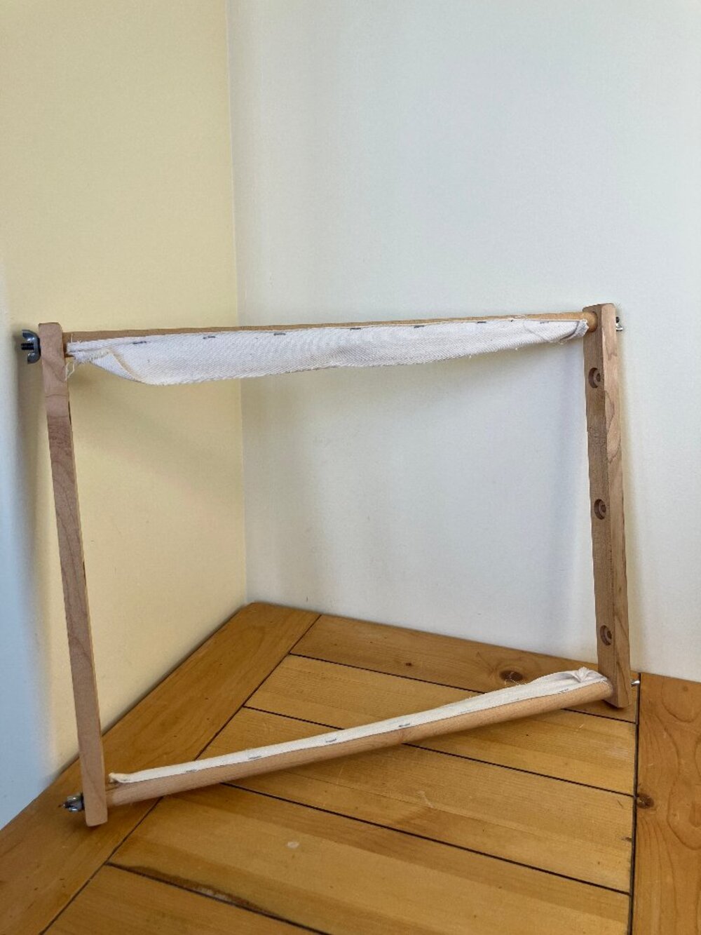 Wooden Needlecraft Frame for Needlepoint Crewel Hand Embroidery 18" Wide
